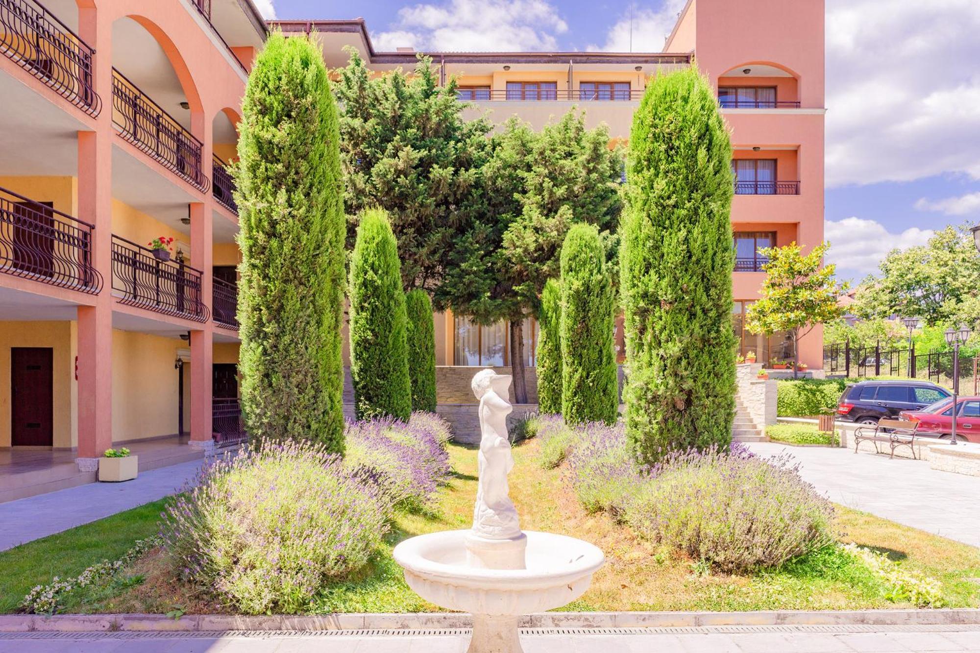 Galeria Holiday Apartments Obzor Dış mekan fotoğraf