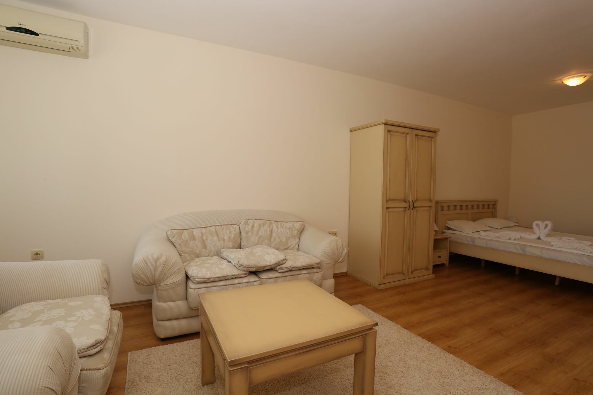 Galeria Holiday Apartments Obzor Dış mekan fotoğraf